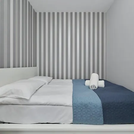 Modern Studio With Balcony For 4 Guests In Wroclaw By Noclegi Renters Exterior photo