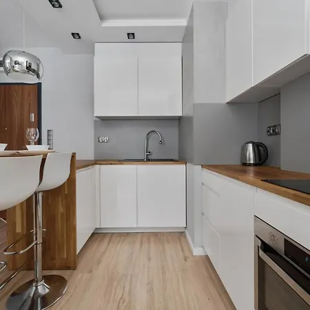 Modern Studio With Balcony For 4 Guests In Wroclaw By Noclegi Renters Exterior photo